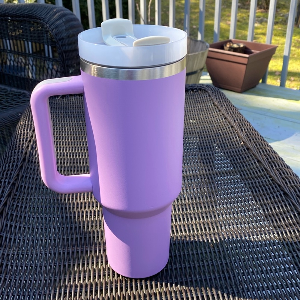NWOT 40oz Stainless Steel Tumblet